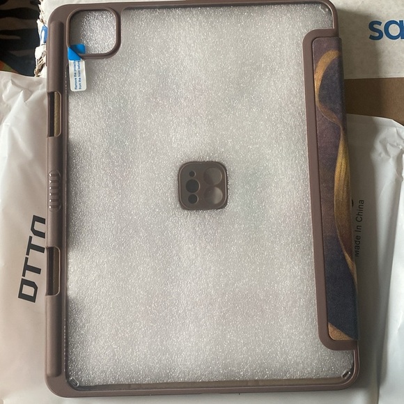 Floral iPad Case with Tulip Design - Picture 8 of 9